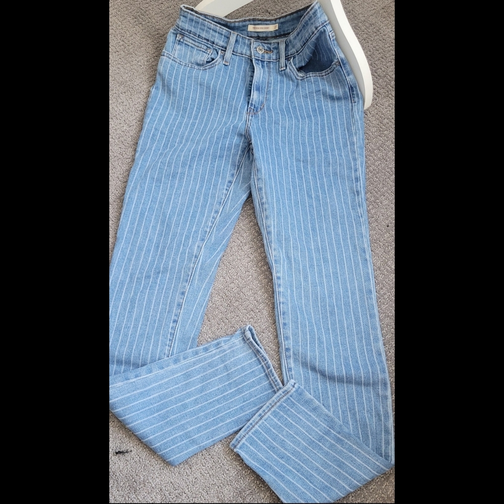 LEVI's Light Stripe Jeans - 27